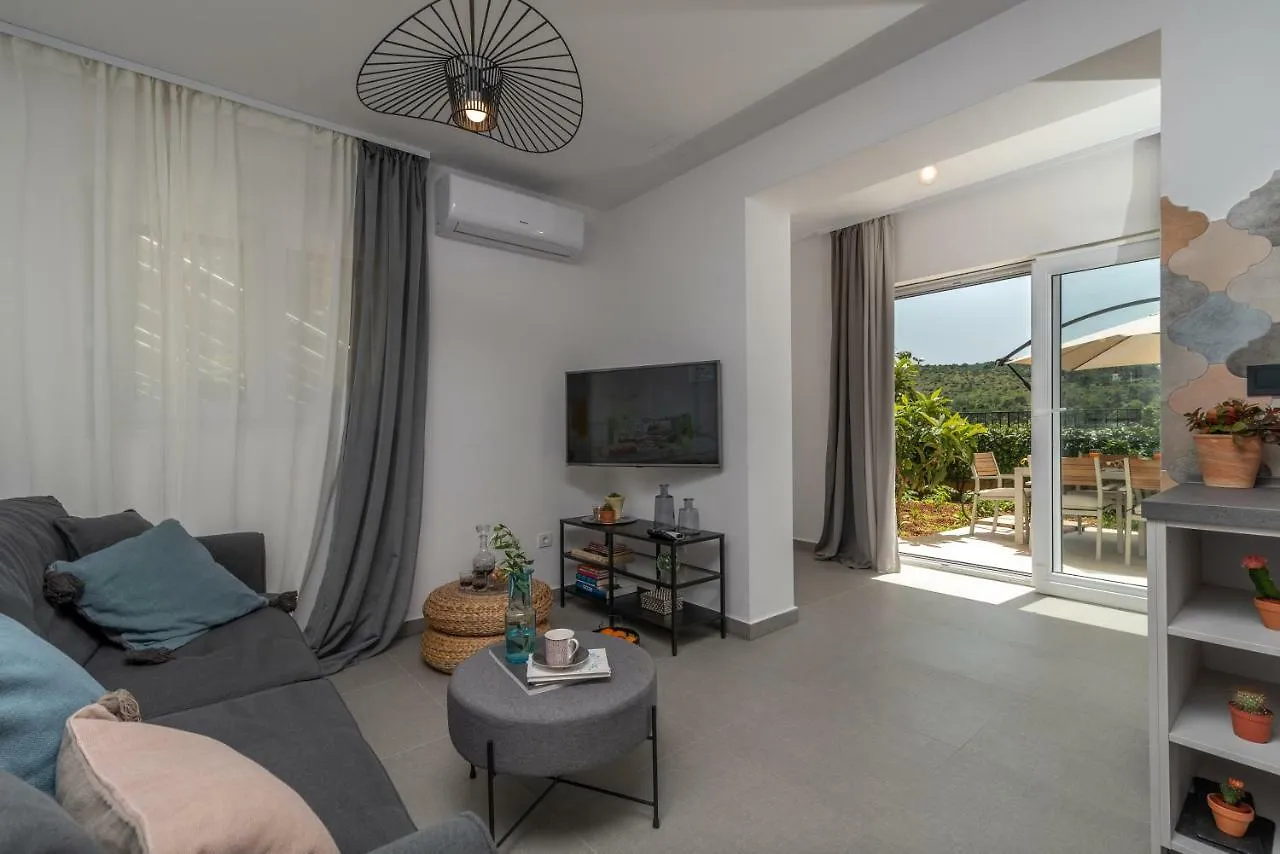 Apartments Flora Trogir